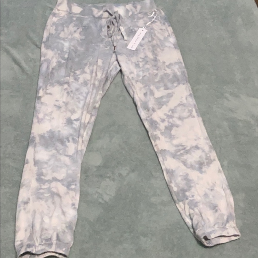 Young Fabulous & Broke weekender jogger Med. - Picture 2 of 5